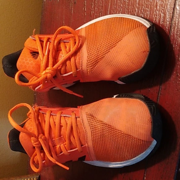 adidas Other - ADIDAS SIZE 6